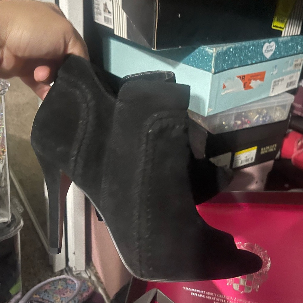 Vince Camuto Heels